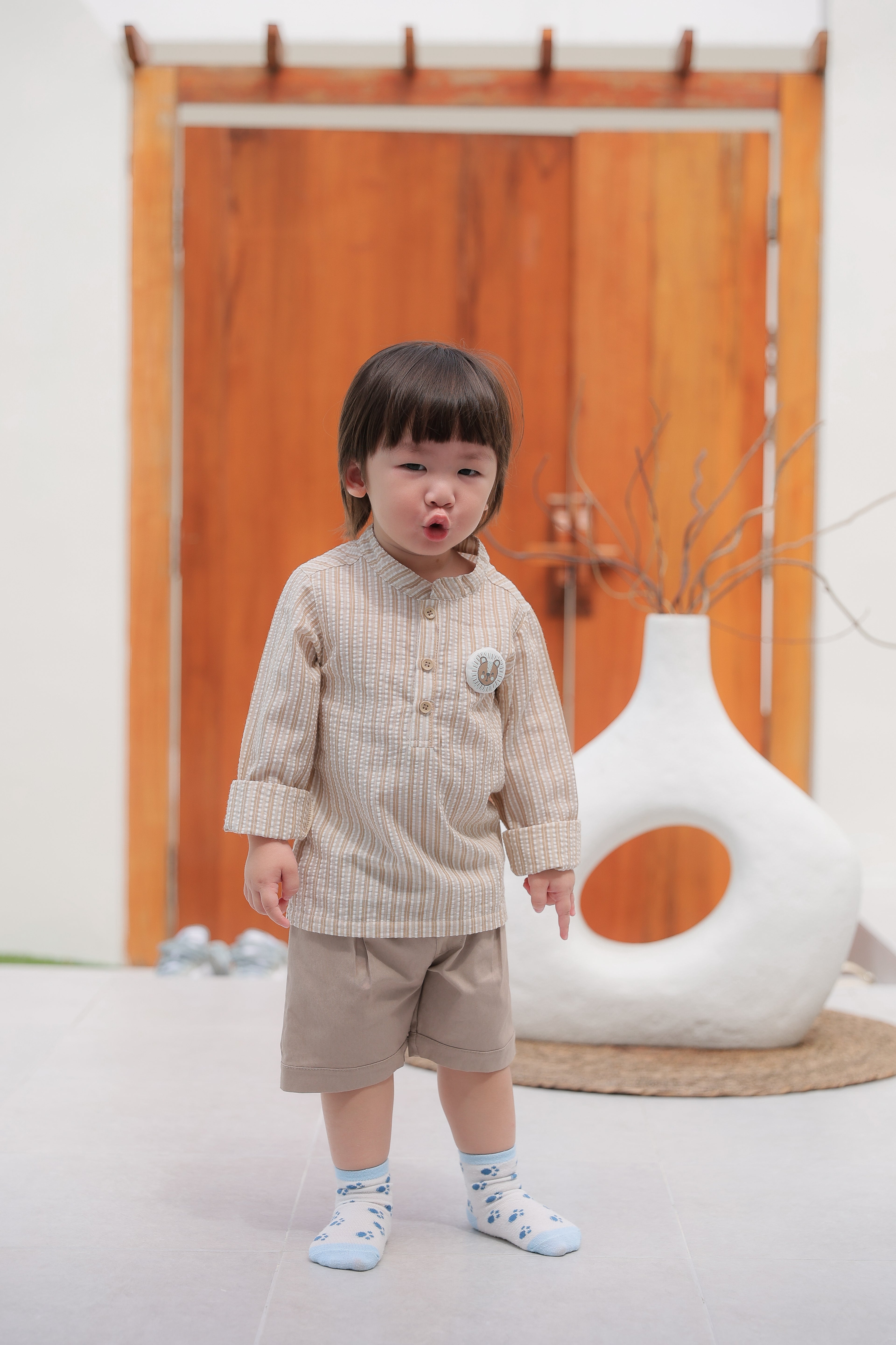Shirt & Shorts (2 Piece Set)